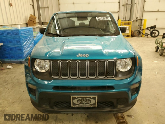 2022 Jeep Renegade Sport with VIN ZACNJDA11NPN65003, listed as a Copart auction lot 45895355 with 45,247 mi miles and Clean title. Bid and sale history available at DreamBid. Image 5.