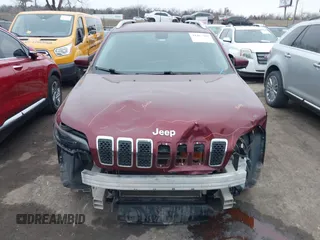 2019 Jeep Cherokee Latitude Plus z VIN 1C4PJLLBXKD420578, wystawiony jako IAAI lot #41462302 z przebiegiem 116 277 mil mil oraz . Historia ofert i sprzedaży dostępna na DreamBid. Obrazek 13.