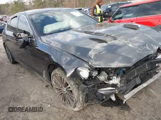 2019 BMW 5 Series 540i z VIN WBAJE5C57KWW28080, wystawiony jako IAAI lot #41594923 z przebiegiem Nie podano mil oraz . Historia ofert i sprzedaży dostępna na DreamBid. Obrazek 1.