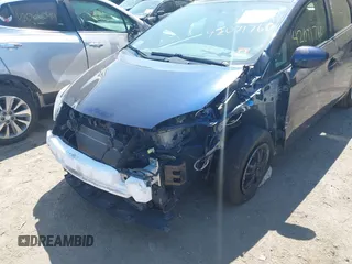 2015 Toyota Prius Four with VIN JTDKN3DU0F1913319, listed as a IAAI auction lot 42071760 with 132,190 mi miles. Bid and sale history available at carsss.com. Image 6.