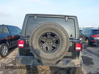 2020 Jeep Wrangler Unlimited Sport S with VIN 1C4HJXDN2LW165046, listed as a IAAI auction lot 42400876 with 92,100 mi miles and . Bid and sale history available at DreamBid. Image 16.