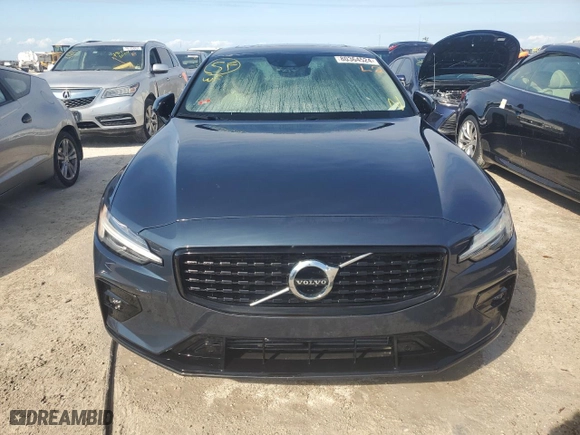 2021 Volvo S60 Momentum with VIN 7JR102FZ4MG112966, listed as a Copart auction lot 80364524 with 0 mi miles and Non Repairable. Bid and sale history available at carsss.com. Image 5.