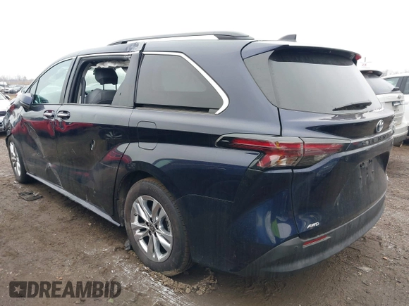 2024 Toyota Sienna XLE with VIN 5TDJSKFC3RS129744, listed as a IAAI auction lot 41564077 with 9,224 mi miles and . Bid and sale history available at DreamBid. Image 3.