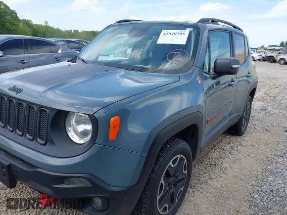 2016 Jeep Renegade Trailhawk with VIN ZACCJBCT8GPC52062, listed as a IAAI auction lot 42040795 with 139,805 mi miles and . Bid and sale history available at carsss.com. Image 17.