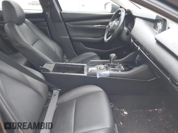 2019 Mazda 3 Preferred z VIN 3MZBPADL9KM107981, wystawiony jako IAAI lot #41196525 z przebiegiem 88 859 mil mil oraz . Historia ofert i sprzedaży dostępna na DreamBid. Obrazek 5.
