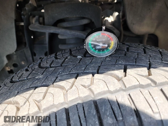 2013 Ford F-150 XL с VIN 1FTEX1EM1DFB03837, выставлен на аукционе IAAI как лот 42654794 с пробегом 182 687 миль миль и . История ставок и продаж доступна на DreamBid. Изображение 13.
