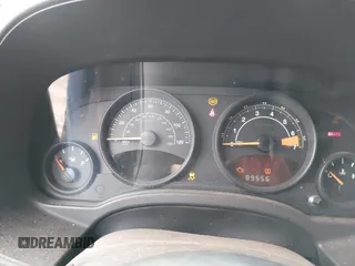 2014 Jeep Patriot Sport with VIN 1C4NJPBB9ED850994, listed as a IAAI auction lot 41888721 with 89,556 mi miles. Bid and sale history available at carsss.com. Image 7.