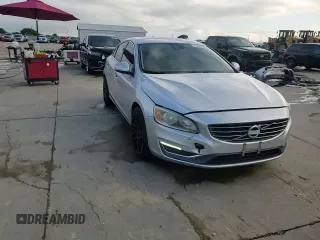 2015 Volvo S60 T5 Drive-E Premier с VIN YV140MFB0F1312432, выставлен на аукционе Copart как лот 55653895 с пробегом 159 010 миль миль и Чистый • Clean title. История ставок и продаж доступна на DreamBid. Изображение 13.