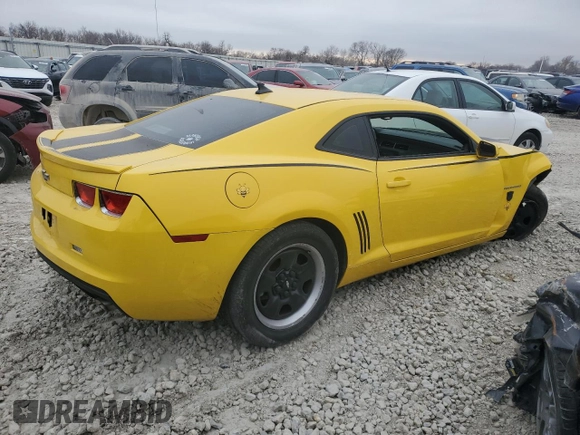 2011 Chevrolet Camaro 2LS z VIN 2G1FA1ED4B9198494, wystawiony jako Copart lot #85979364 z przebiegiem 152 945 mil mil oraz Szkoda całkowita • Salvage title. Historia ofert i sprzedaży dostępna na DreamBid. Obrazek 3.