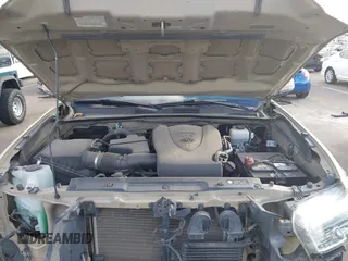 2017 Toyota Tacoma SR5 with VIN 3TMDZ5BN5HM020766, listed as a IAAI auction lot 41778367 with 100,048 mi miles. Bid and sale history available at carsss.com. Image 10.