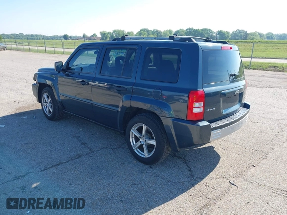 2007 Jeep Patriot Limited с VIN 1J8FF48W47D424723, выставлен на аукционе IAAI как лот 42266863 с пробегом 187 705 миль миль и . История ставок и продаж доступна на DreamBid. Изображение 3.