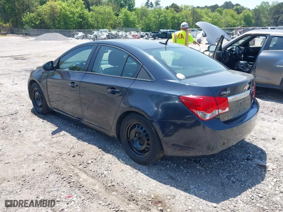 2014 Chevrolet Cruze LS with VIN 1G1PA5SH9E7292511, listed as a IAAI auction lot 42082969 with 187,914 mi miles. Bid and sale history available at carsss.com. Image 3.