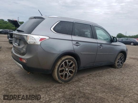 2015 Mitsubishi Outlander GT with VIN JA4JZ4AX7FZ001920, listed as a Copart auction lot 61934745 with 141,190 mi miles and Clean title. Bid and sale history available at DreamBid. Image 3.