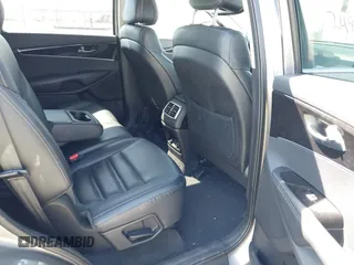 2016 Kia Sorento EX with VIN 5XYPHDA54GG087396, listed as a IAAI auction lot 42242484 with 110,980 mi miles and . Bid and sale history available at DreamBid. Image 8.