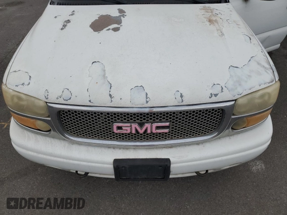 2005 GMC Yukon Denali z VIN 1GKEK63UX5J194771, wystawiony jako Copart lot #53170035 z przebiegiem 175 910 mil mil oraz Czysty tytuł • Clean title. Historia ofert i sprzedaży dostępna na DreamBid. Obrazek 12.