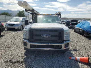 2015 Ford F-350 XL with VIN 1FDRF3GT3FEC27665, listed as a Copart auction lot 63334995 with 181,562 mi miles and Clean title. Bid and sale history available at DreamBid. Image 5.