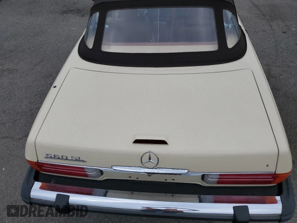 1989 Mercedes-Benz 560 SL z VIN WDBBA48D9KA102252, wystawiony jako Copart lot #61684484 z przebiegiem 111 537 mil mil oraz Szkoda całkowita • Salvage title. Historia ofert i sprzedaży dostępna na DreamBid. Obrazek 11.