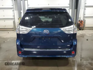 2011 Toyota Sienna SE с VIN 5TDXK3DC9BS117896, выставлен на аукционе Copart как лот 50712425 с пробегом 176 182 миль миль и Списание • Salvage title. История ставок и продаж доступна на DreamBid. Изображение 6.