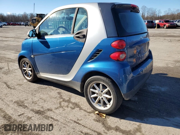 2008 Smart fortwo Pure with VIN WMEEJ31XX8K153597, listed as a Copart auction lot 79967254 with 121,897 mi miles and Clean title. Bid and sale history available at DreamBid. Image 2.