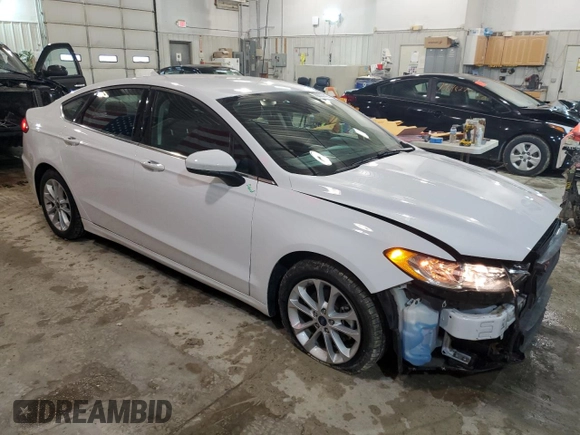 2020 Ford Fusion Hybrid SE with VIN 3FA6P0LU6LR266685, listed as a Copart auction lot 70333742 with 20,048 mi miles. Bid and sale history available at carsss.com. Image 4.