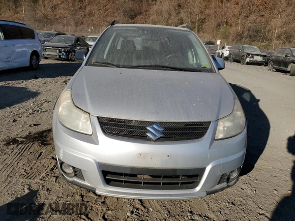 2008 Suzuki SX4 with VIN JS2YB417385104437, listed as a Copart auction lot 79837864 with 210,317 mi miles and Clean Title. Bid and sale history available at carsss.com. Image 5.