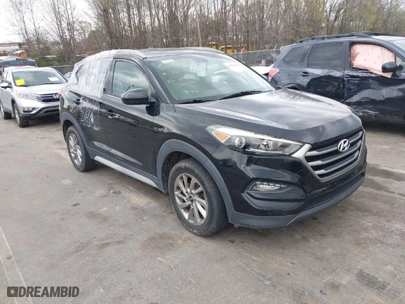 2017 Hyundai Tucson SE Plus with VIN KM8J33A49HU584557, listed as a IAAI auction lot 41853951 with 105,602 mi miles. Bid and sale history available at carsss.com. Image 1.