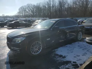 2013 BMW 7 Series 750Li xDrive with VIN WBAYF8C55DD141360, listed as a Copart auction lot 88669145 with 257,075 mi miles and Salvage Title. Bid and sale history available at carsss.com. Image 1.