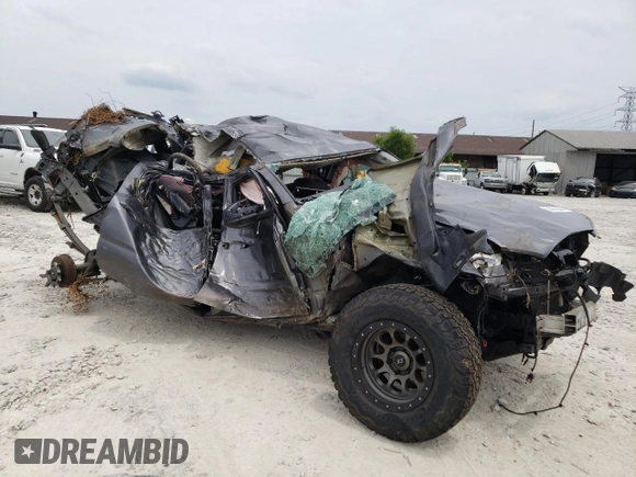 2018 Toyota Tacoma SR z VIN 5TFCZ5AN8JX143068, wystawiony jako Copart lot #58862394 z przebiegiem Nie podano mil oraz Nie do naprawy • Non repairable. Historia ofert i sprzedaży dostępna na DreamBid. Obrazek 4.
