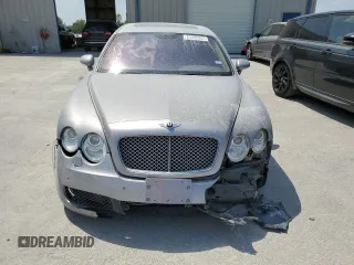 2007 Bentley Flying Spur z VIN SCBBR93W17C049884, wystawiony jako Copart lot #64380983 z przebiegiem Nie podano mil oraz . Historia ofert i sprzedaży dostępna na DreamBid. Obrazek 5.