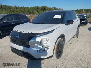 2023 Mitsubishi Outlander SEL with VIN JA4J3VA89PZ010457, listed as a IAAI auction lot 40699749 with 10,429 mi miles. Bid and sale history available at carsss.com. Image 17.