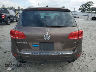 2013 Volkswagen Touareg Lux with VIN WVGEF9BP1DD006810, listed as a Copart auction lot 87906695 with 172,473 mi miles and Clean Title. Bid and sale history available at DreamBid. Image 6.