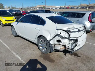 2016 Buick Regal Premium II with VIN 2G4GS5GX7G9198967, listed as a IAAI auction lot 40640596 with 86,909 mi miles and . Bid and sale history available at carsss.com. Image 3.