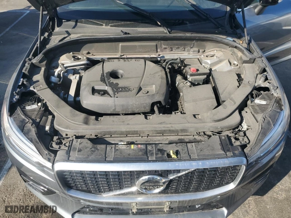 2019 Volvo XC60 R-Design with VIN LYV102RM1KB316504, listed as a Copart auction lot 45740355 with 69,963 mi miles and Clean Title. Bid and sale history available at carsss.com. Image 12.