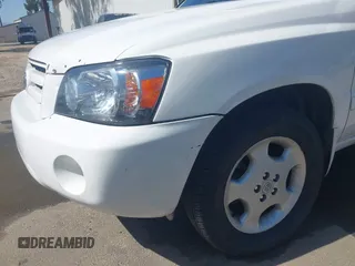 2007 Toyota Highlander w/3rd Row z VIN JTEDP21A470144429, wystawiony jako IAAI lot #41954259 z przebiegiem 171 215 mil mil oraz . Historia ofert i sprzedaży dostępna na DreamBid. Obrazek 6.