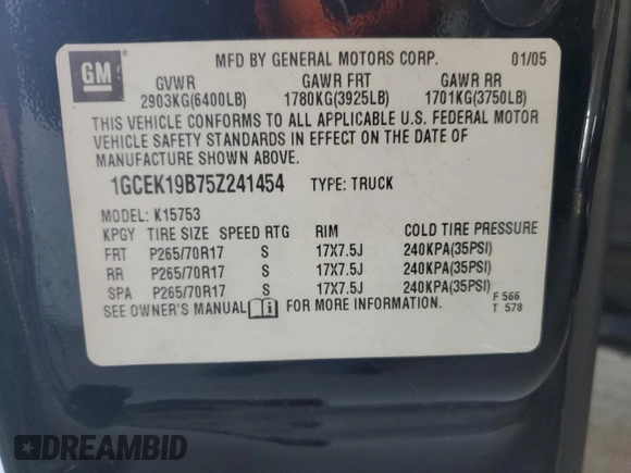 2005 Chevrolet Silverado 1500 Z71 z VIN 1GCEK19B75Z241454, wystawiony jako Copart lot #52154325 z przebiegiem 203 436 mil mil oraz Szkoda całkowita • Salvage title. Historia ofert i sprzedaży dostępna na DreamBid. Obrazek 12.