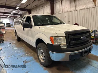 2013 Ford F-150 XL с VIN 1FTFX1EF1DKF19965, выставлен на аукционе IAAI как лот 42466485 с пробегом 70 850 миль миль и . История ставок и продаж доступна на DreamBid. Изображение 1.