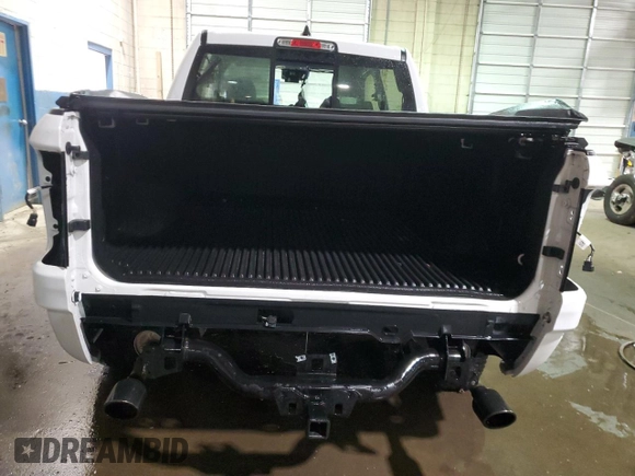 2022 Ram 1500 Laramie with VIN 1C6SRFJT7NN365951, listed as a Copart auction lot 52348575 with Not provided miles and Non repairable. Bid and sale history available at DreamBid. Image 6.