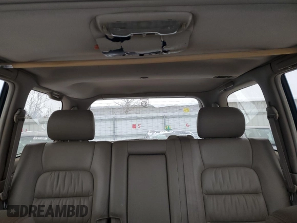 2002 Lexus LX 470 z VIN JTJHT00W923514121, wystawiony jako Copart lot #87761105 z przebiegiem 247 752 mil mil oraz Szkody całkowita. Historia ofert i sprzedaży dostępna na DreamBid. Obrazek 10.