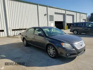 2008 Toyota Avalon XL z VIN 4T1BK36B68U296316, wystawiony jako Copart lot #43240775 z przebiegiem 174 726 mil mil oraz Szkoda całkowita • Salvage title. Historia ofert i sprzedaży dostępna na DreamBid. Obrazek 10.