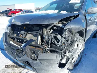 2018 Nissan Rogue SV z VIN KNMAT2MV9JP591094, wystawiony jako IAAI lot #41318760 z przebiegiem 174 551 mil mil oraz . Historia ofert i sprzedaży dostępna na DreamBid. Obrazek 6.