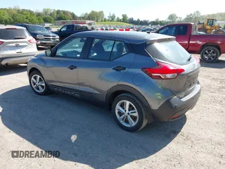 2020 Nissan Kicks S with VIN 3N1CP5BV0LL539341, listed as a IAAI auction lot 42033782 with 106,481 mi miles and . Bid and sale history available at carsss.com. Image 3.