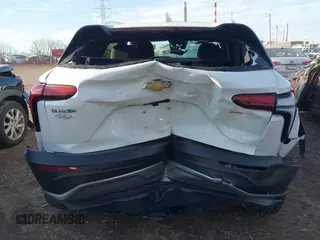 2024 Chevrolet Blazer EV eAWD LT z VIN 3GNKDBRJXRS260469, wystawiony jako IAAI lot #41810207 z przebiegiem 5356 mil mil oraz . Historia ofert i sprzedaży dostępna na DreamBid. Obrazek 16.