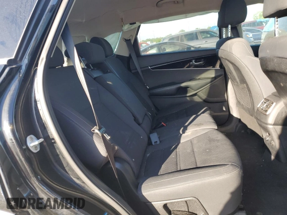 2019 Kia Sorento LX with VIN 5XYPGDA30KG548927, listed as a Copart auction lot 56849534 with 67,770 mi miles and Salvage Title. Bid and sale history available at DreamBid. Image 10.