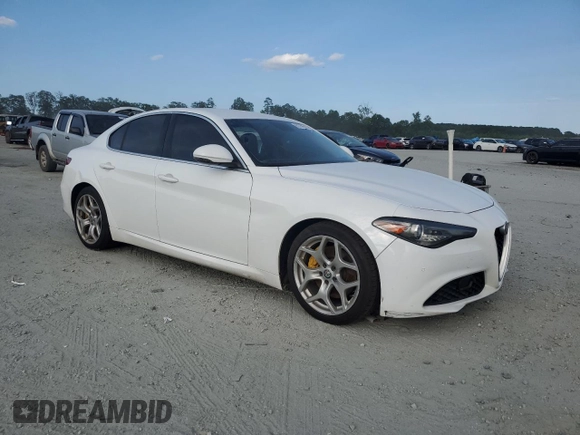 2018 Alfa Romeo Giulia Ti Sport with VIN ZARFAECN4J7579892, listed as a Copart auction lot 61759515 with 116,228 mi miles and Clean title. Bid and sale history available at DreamBid. Image 4.