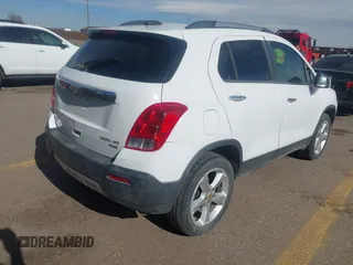 2016 Chevrolet Trax LTZ with VIN 3GNCJRSB4GL165194, listed as a IAAI auction lot 41754666 with 152,471 mi miles. Bid and sale history available at carsss.com. Image 4.