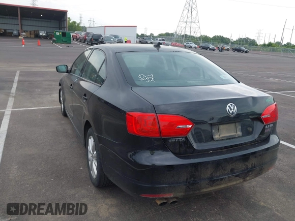 2012 Volkswagen Jetta SE with VIN 3VWDX7AJ4CM414622, listed as a IAAI auction lot 42681807 with 195,821 mi miles and . Bid and sale history available at DreamBid. Image 3.