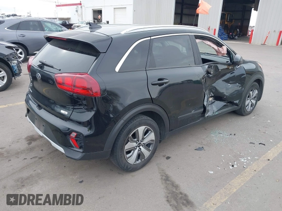 2020 Kia Niro LXS with VIN KNDCB3LC6L5369757, listed as a IAAI auction lot 41461384 with 143,926 mi miles. Bid and sale history available at carsss.com. Image 4.