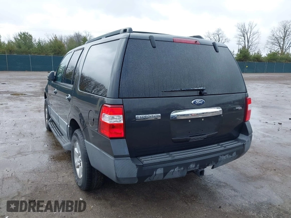 2007 Ford Expedition XLT with VIN 1FMFU15507LA64326, listed as a IAAI auction lot 42036406 with Not provided miles and . Bid and sale history available at DreamBid. Image 3.