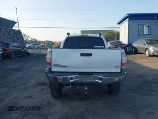 2014 Toyota Tacoma with VIN 5TFLU4EN7EX091618, listed as a IAAI auction lot 41774286 with Not Provided miles and . Bid and sale history available at DreamBid. Image 16.