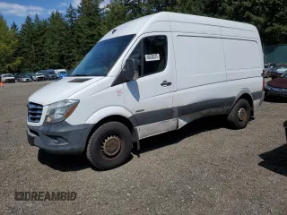 2015 Freightliner Sprinter with VIN WDYPE7DC0FP137988, listed as a Copart auction lot 55630245 with 163,035 mi miles and Clean Title. Bid and sale history available at DreamBid. Image 1.